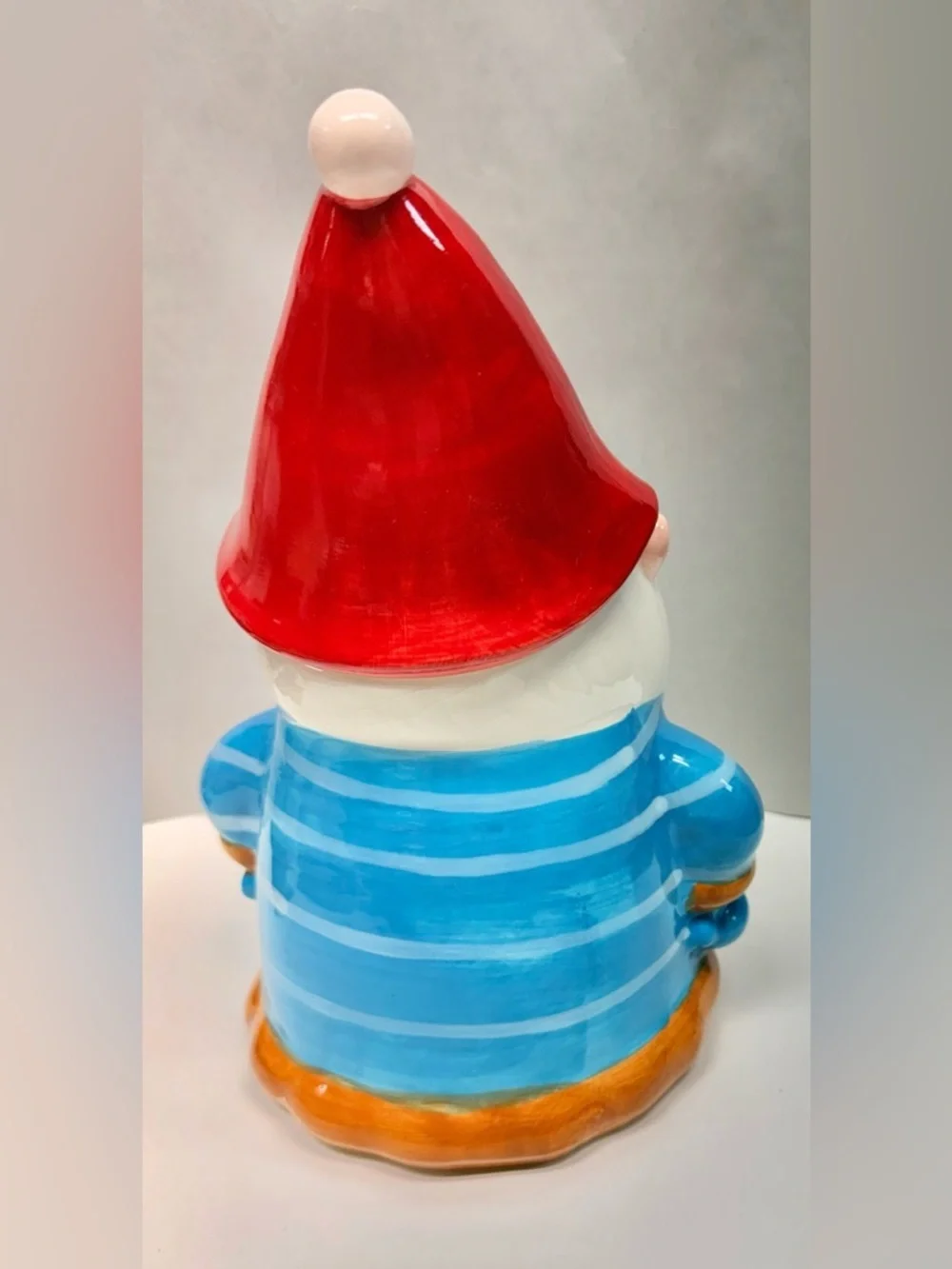 Holiday Time glossy ceramic